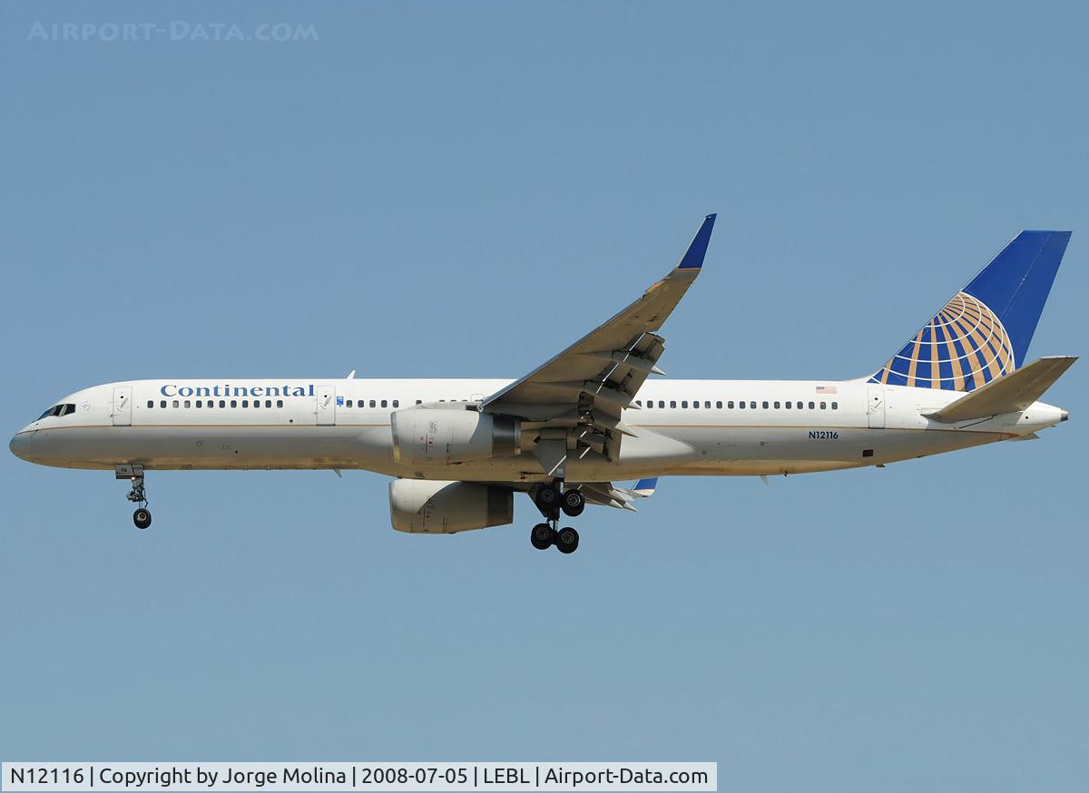N12116, 1996 Boeing 757-224 C/N 27558, Clear to land RWY 25R.