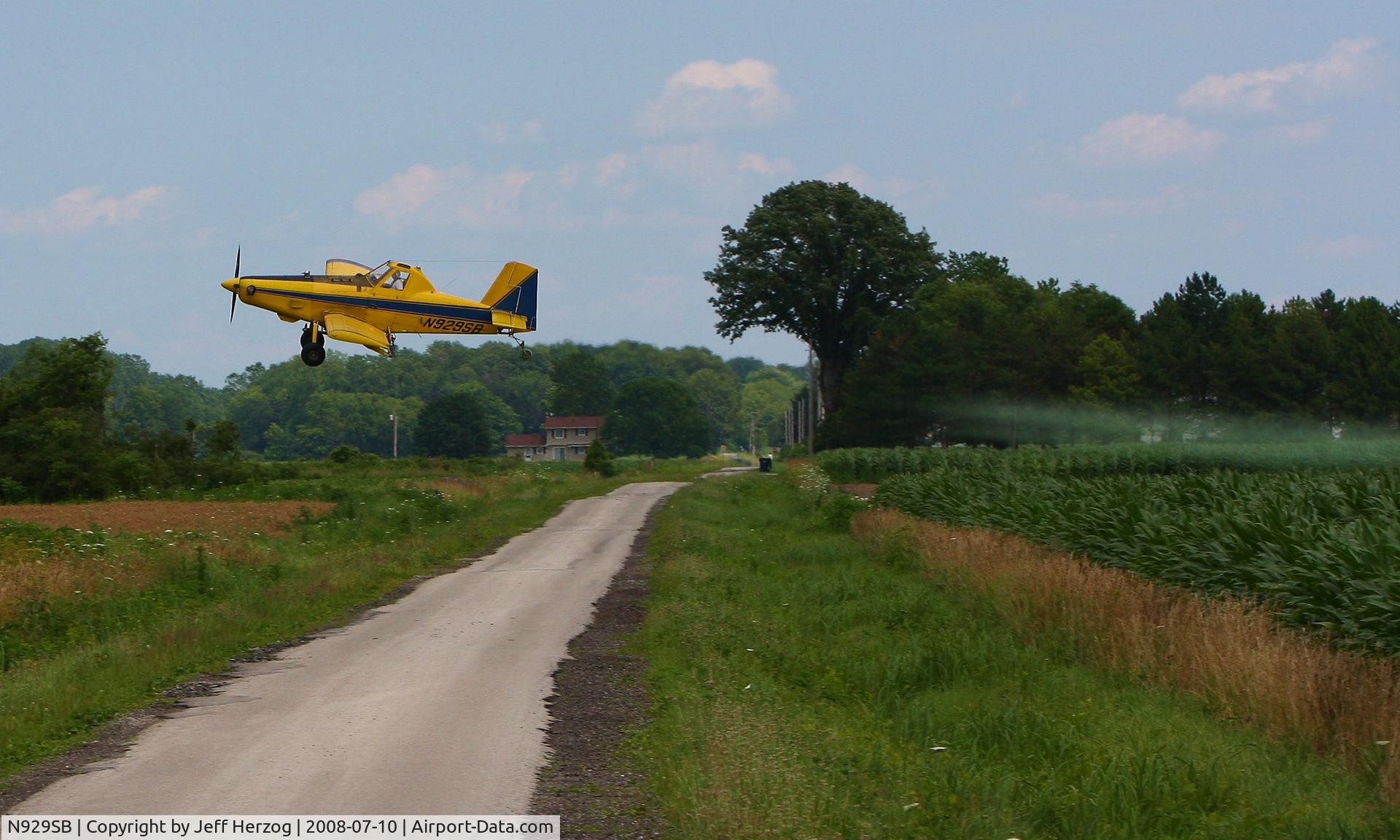 N929SB, 1985 Air Tractor Inc AT-400 C/N 400-0609, In Use On 7-10-08, Castalia, Ohio