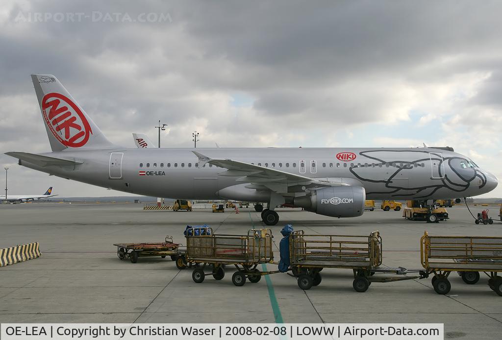 OE-LEA, 2005 Airbus A320-214 C/N 2529, Flyniki