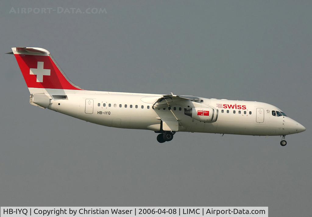 HB-IYQ, 2001 British Aerospace Avro 146-RJ100 C/N E3384, Swiss