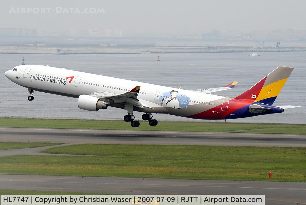 HL7747, Airbus A330-323 C/N 803, Asiana