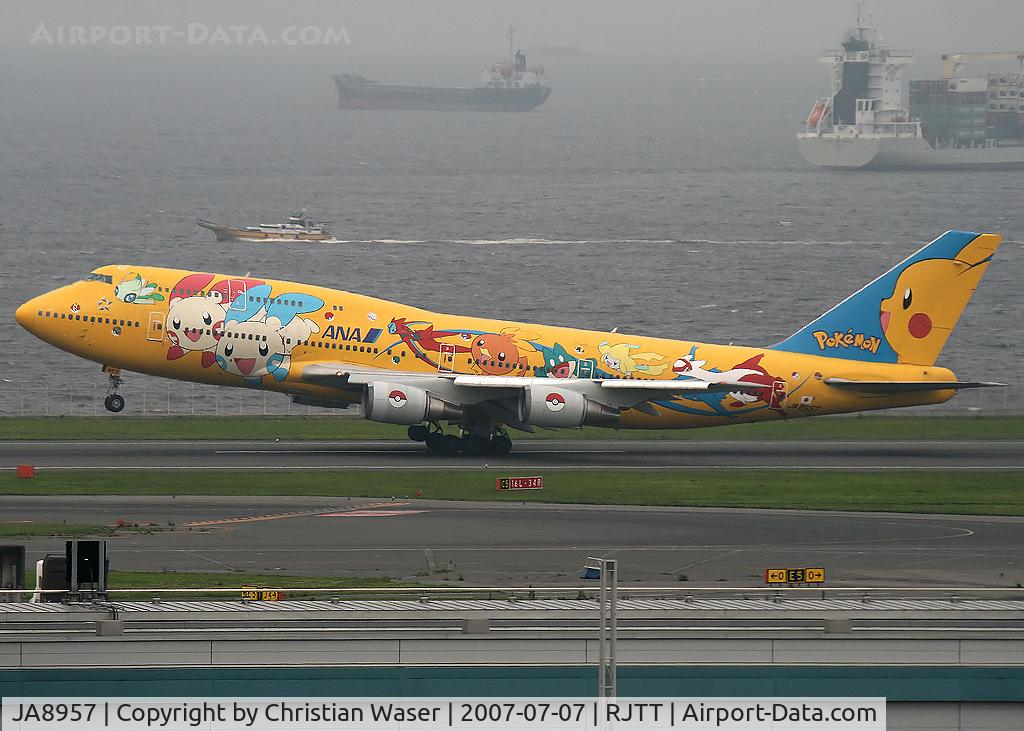 JA8957, Boeing 747-481 C/N 25642, ANA