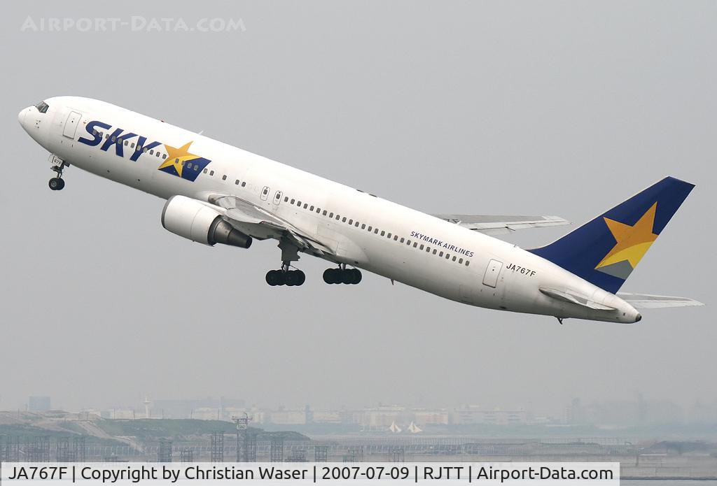 JA767F, 2001 Boeing 767-38E/ER C/N 30840, Skymark