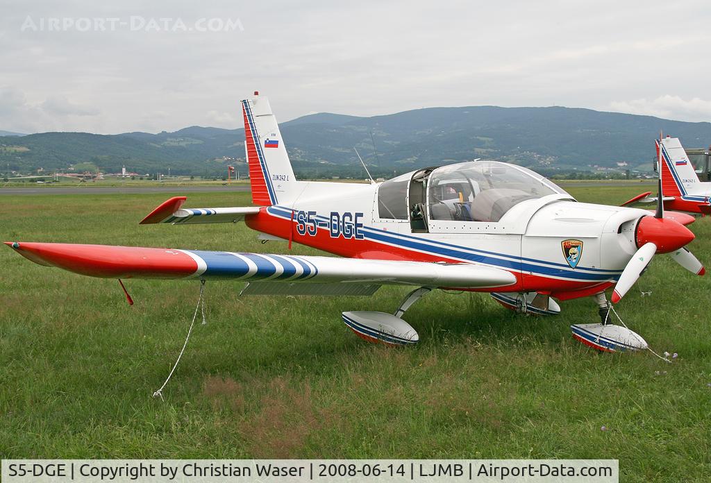 S5-DGE, 1996 Zlin Z-242L C/N 0706, Zlin aircraft