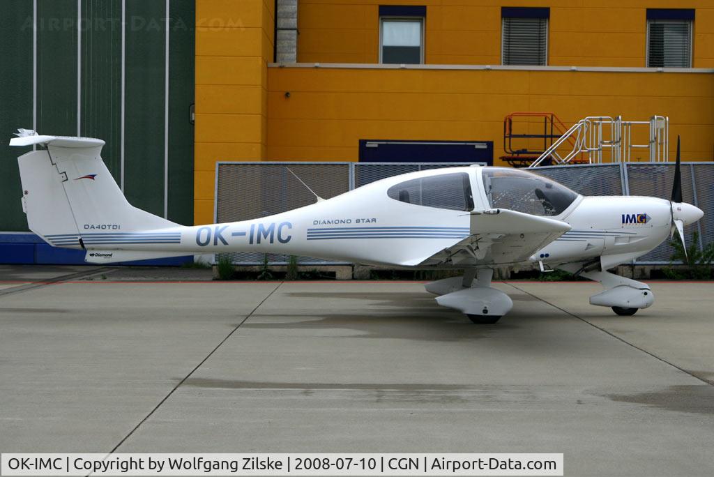 OK-IMC, 2003 Diamond DA-40D Diamond Star C/N D4.042, visitor