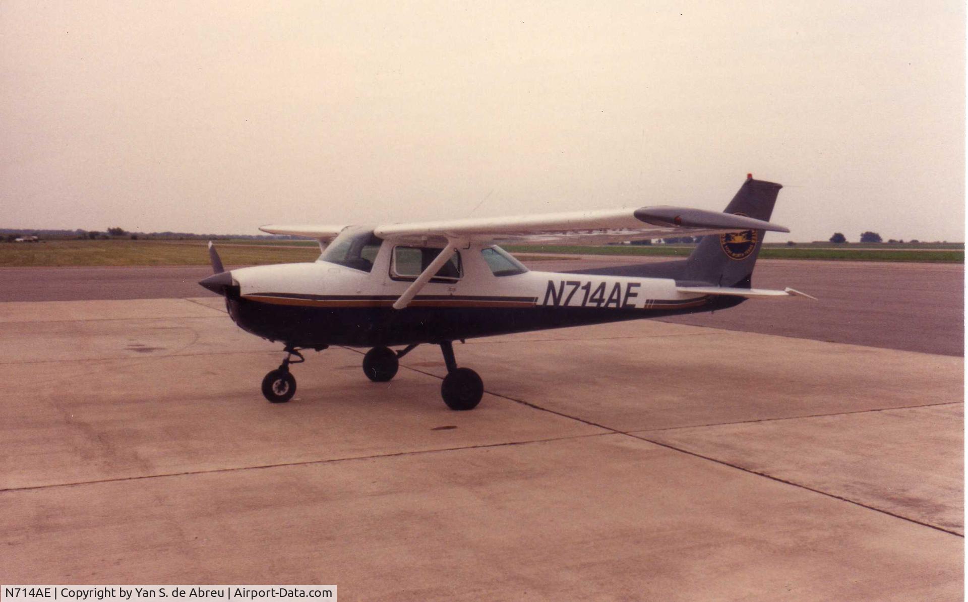 N714AE, 1976 Cessna 150M C/N 15077874, At this time was operated by Pegasus Flt. Ctr. based in FTW