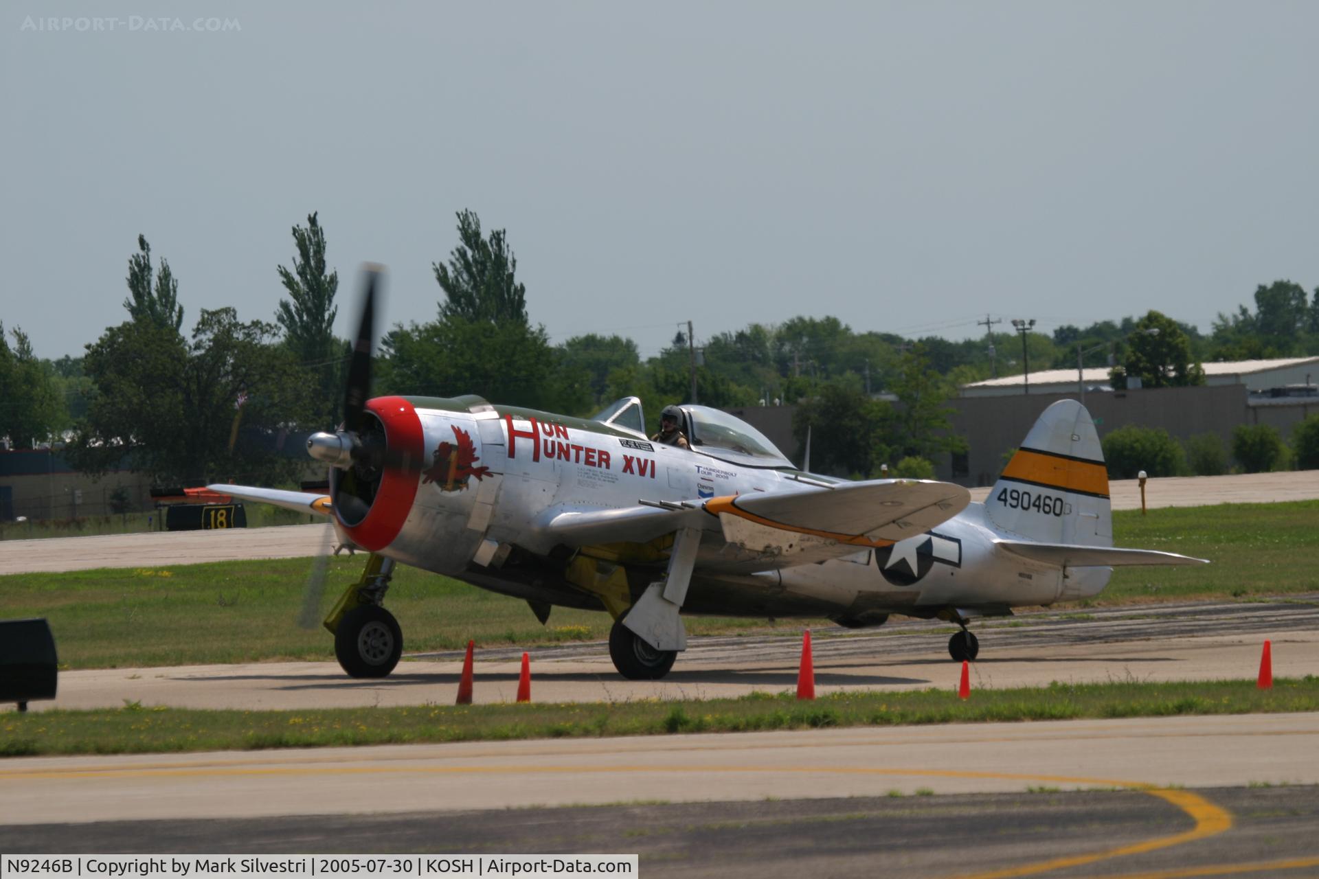 N9246B, 1944 Republic P-47D Thunderbolt C/N 339-55605, Oshkosh 2005