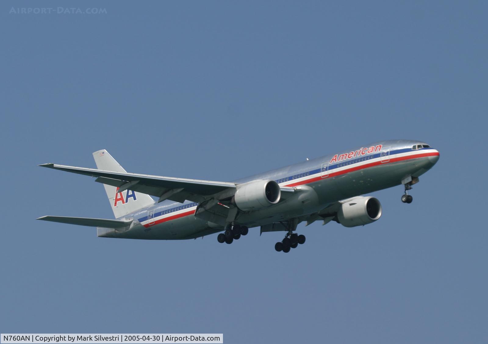N760AN, 2002 Boeing 777-223 C/N 31477, Ft Lauderdale 2005