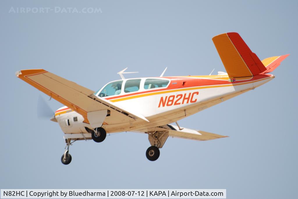 N82HC, 1974 Beech V35B Bonanza C/N D-9584, On final for 17L.