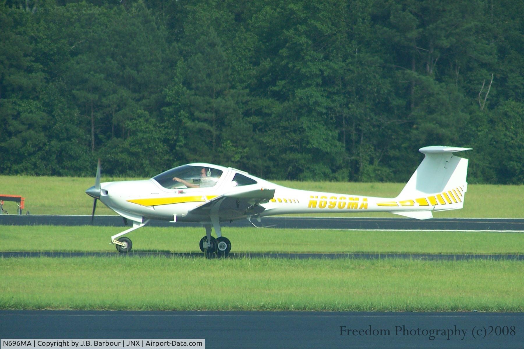 N696MA, 2004 Diamond DA-20-C1 C/N C0296, N/A