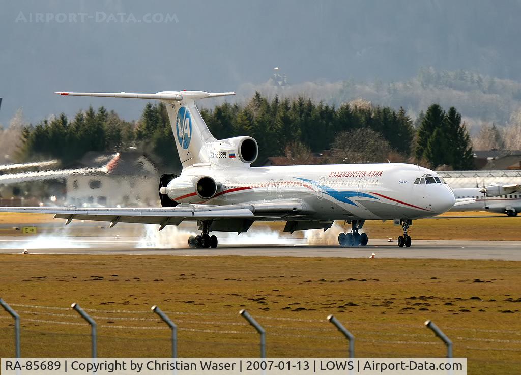 RA-85689, 1990 Tupolev Tu-154M C/N 90A860, Vladivostok Air