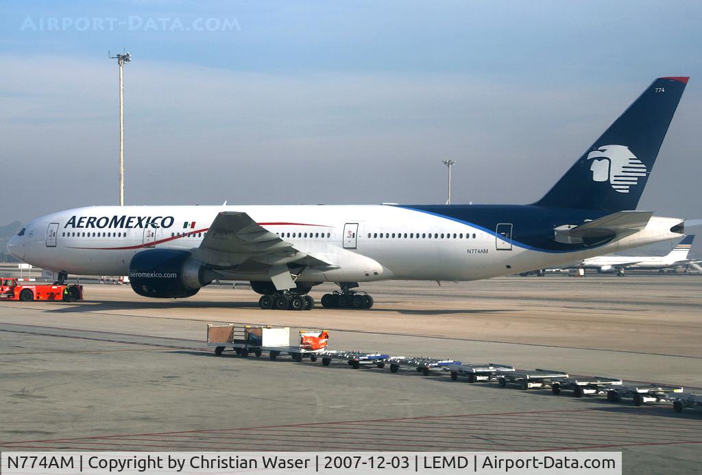 N774AM, 2001 Boeing 777-2Q8ER C/N 28689, Aeromexico