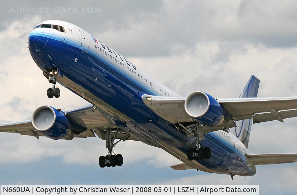 N660UA, 1993 Boeing 767-322/ER C/N 27115, United Airlines