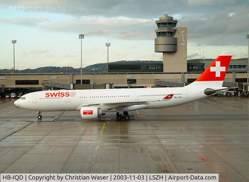 HB-IQD, 1999 Airbus A330-223 C/N 253, Swiss