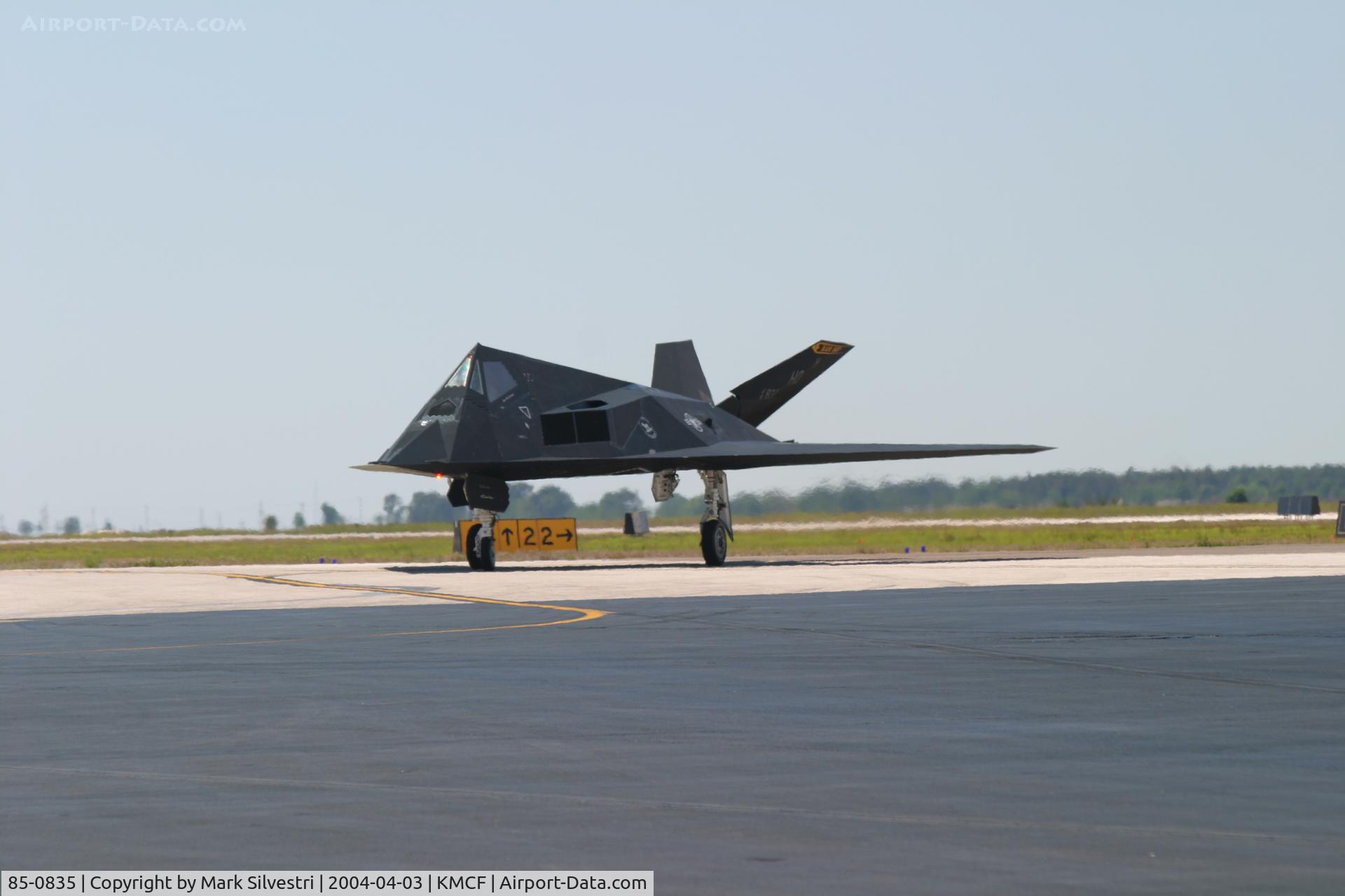 85-0835, 1985 Lockheed F-117A Nighthawk C/N A.4057, Airfest 2004