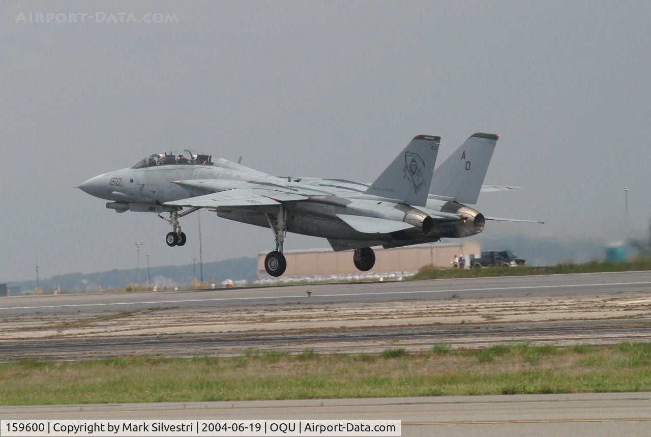 159600, Grumman F-14D Tomcat C/N DR-5, Quonset Pt, RI 2004