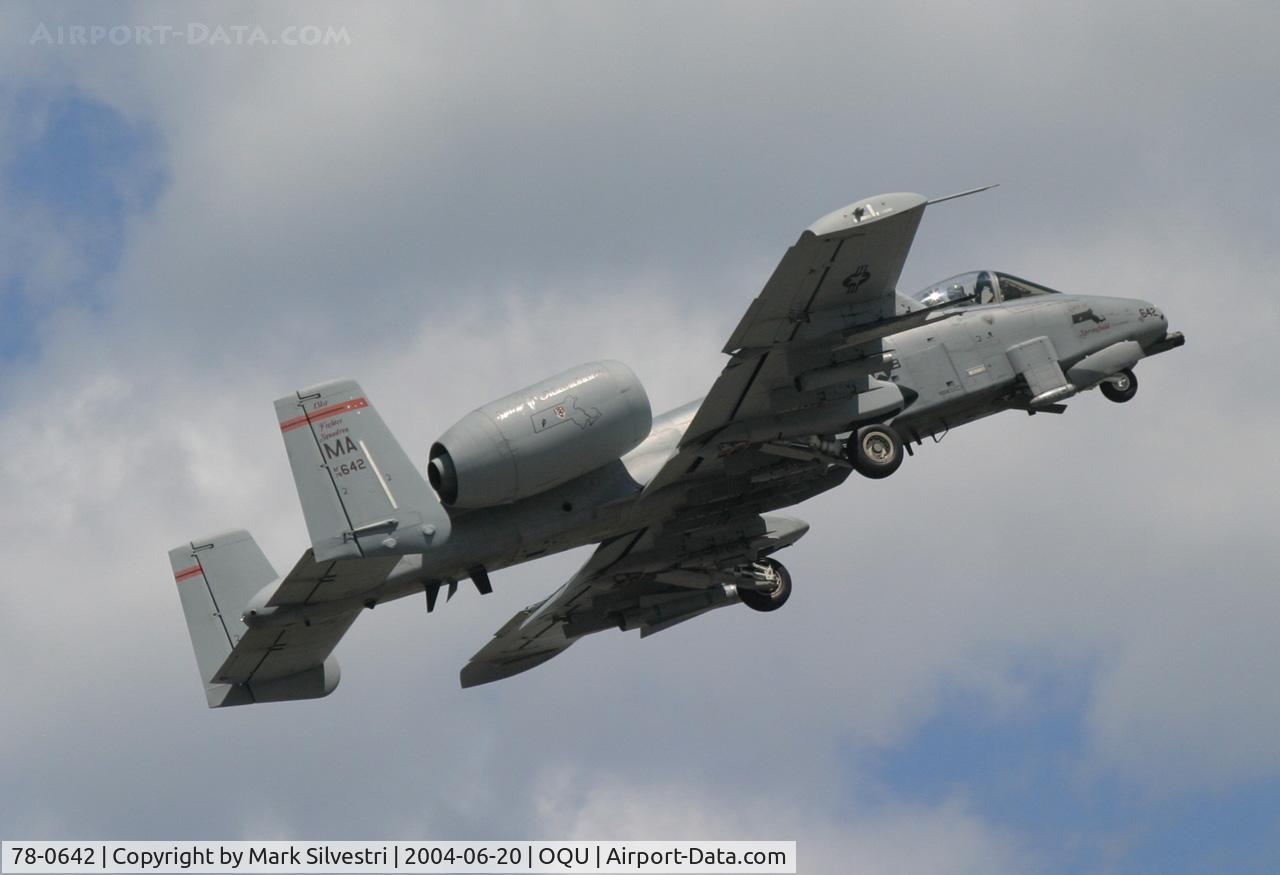 78-0642, Fairchild Republic A-10A Thunderbolt II C/N A10-0262, Quonset Pt, RI 2004
