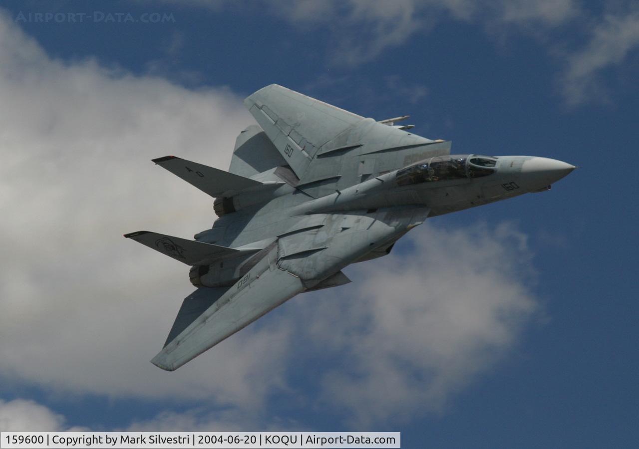 159600, Grumman F-14D Tomcat C/N DR-5, Quonset Pt, RI 2004
