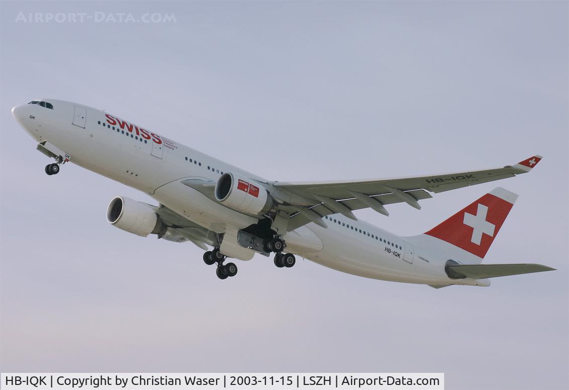 HB-IQK, 1999 Airbus A330-223 C/N 299, Swiss