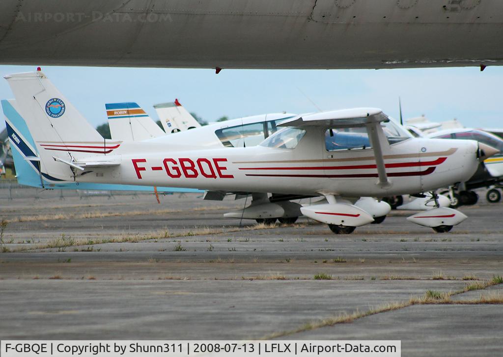 F-GBQE, Reims F152 C/N 1593, Parked here for an Airshow