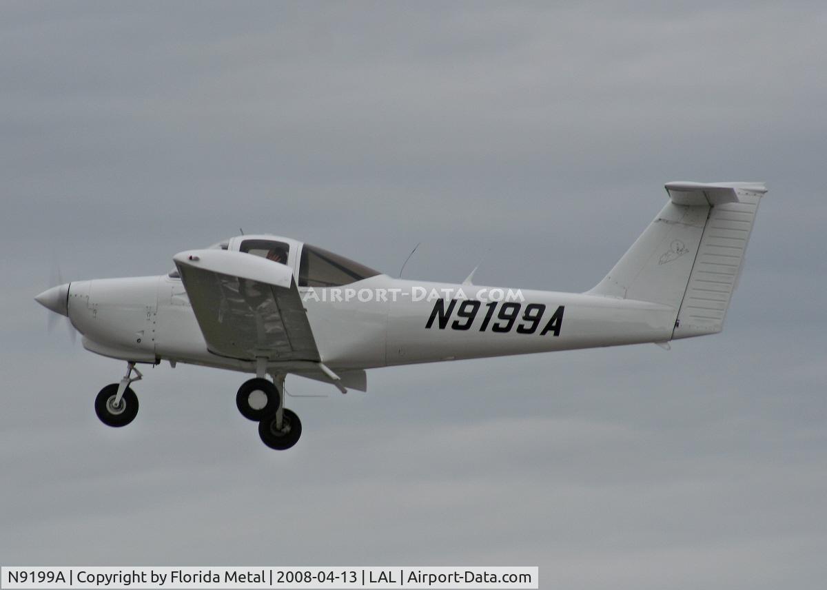 N9199A, 1982 Piper PA-38-112 Tomahawk C/N 38-82A0111, Piper PA-38