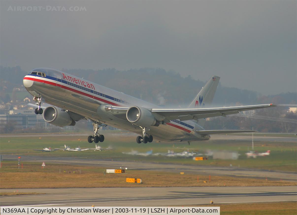 N369AA, 1992 Boeing 767-323 C/N 25196, American