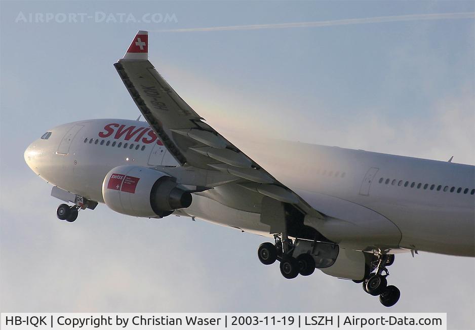 HB-IQK, 1999 Airbus A330-223 C/N 299, Swiss