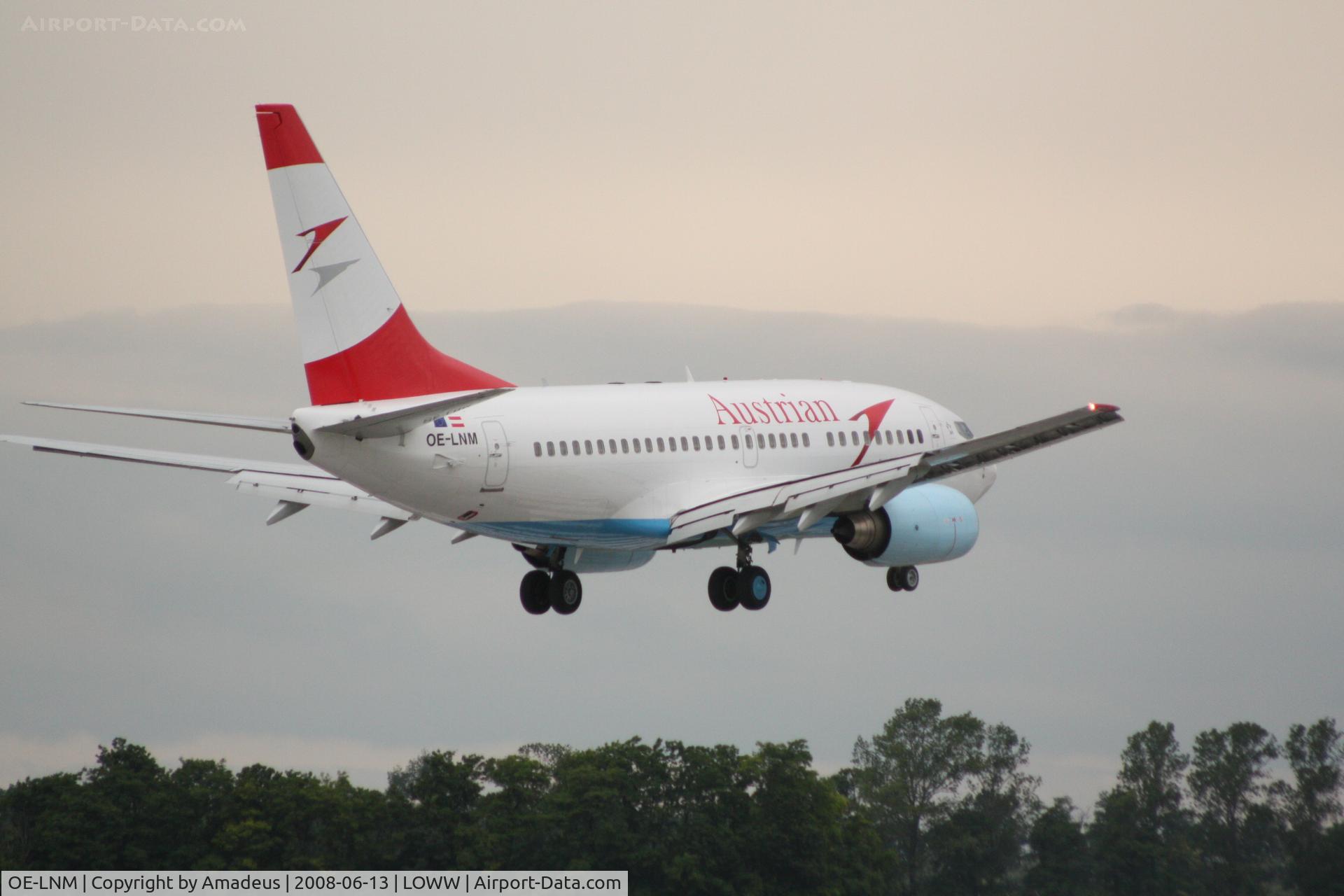 OE-LNM, 2000 Boeing 737-6Z9 C/N 30138, Boeing 737 landing RWY34