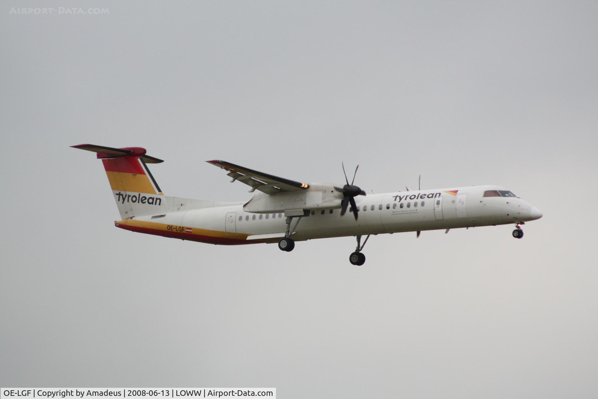 OE-LGF, 2002 De Havilland Canada DHC-8-402Q Dash 8 C/N 4068, Dash 8 landing RWY34