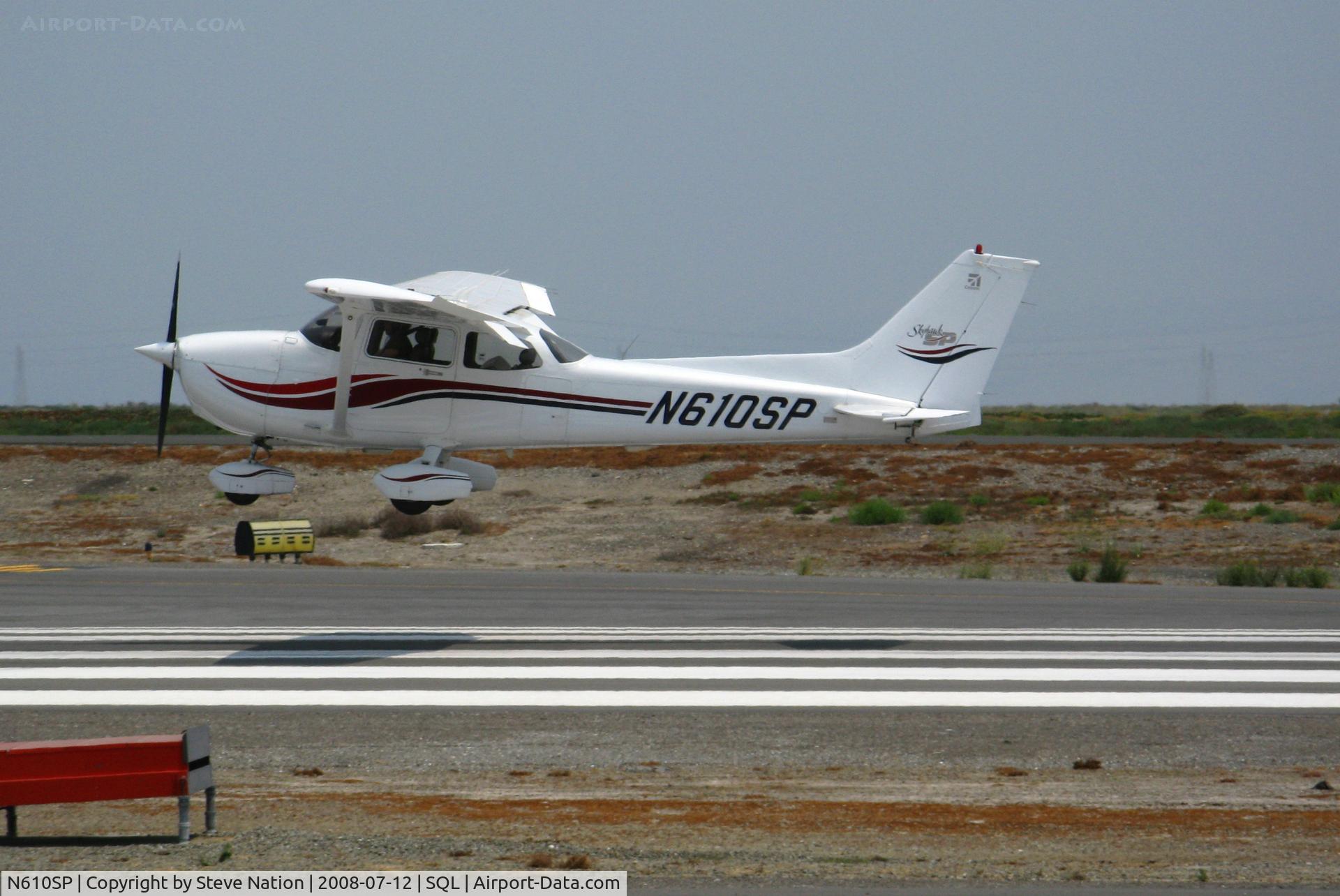 N610SP, 2000 Cessna 172S Skyhawk SP C/N 172S8591, 2000 Cessna 172S shooting touch and goes in smoky conditions @ San Carlos, CA