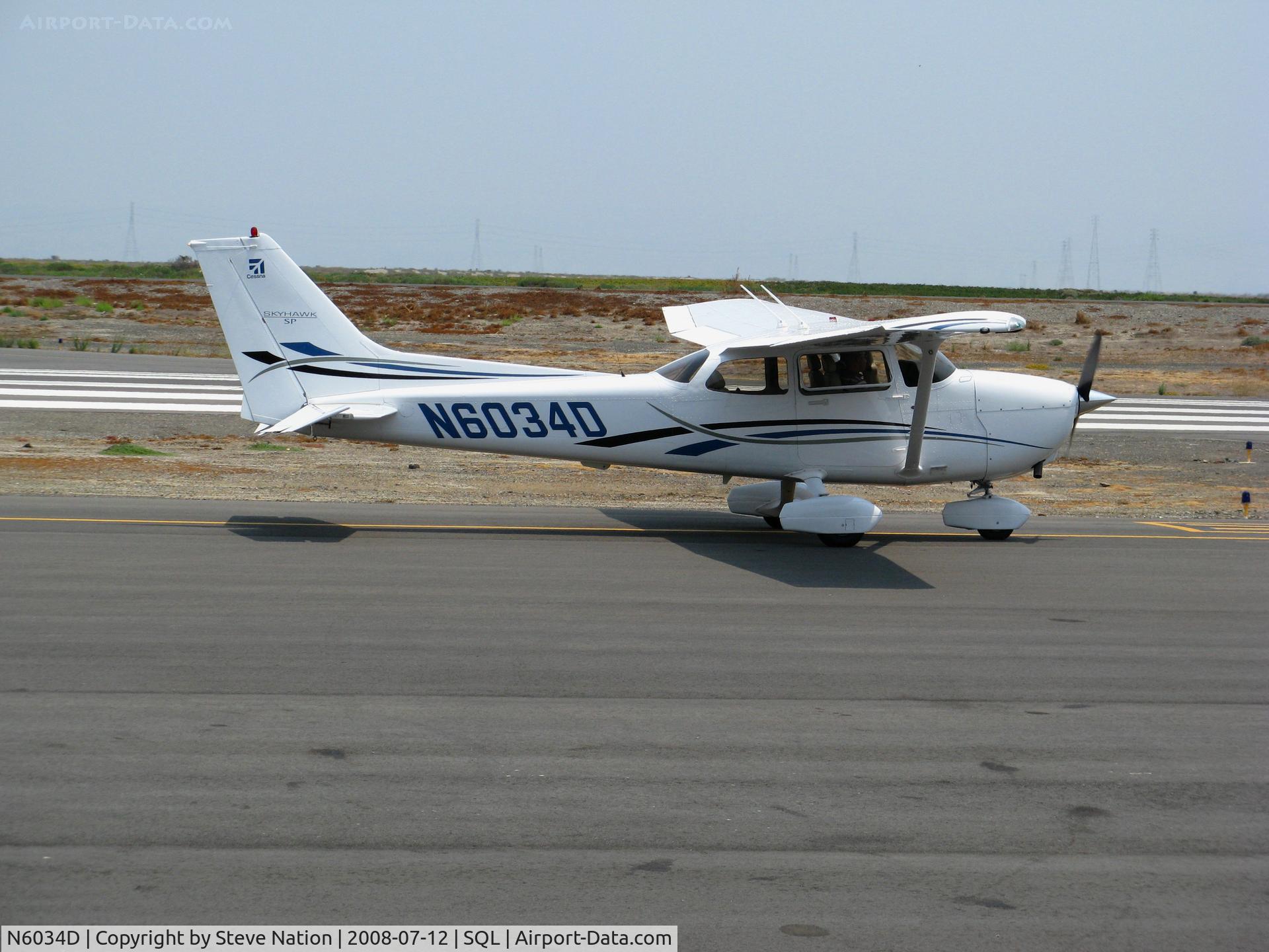 N6034D, 2006 Cessna 172S C/N 172S10195, 2006 Cessna 172S taxying in smoky conditions @ San Carlos, CA
