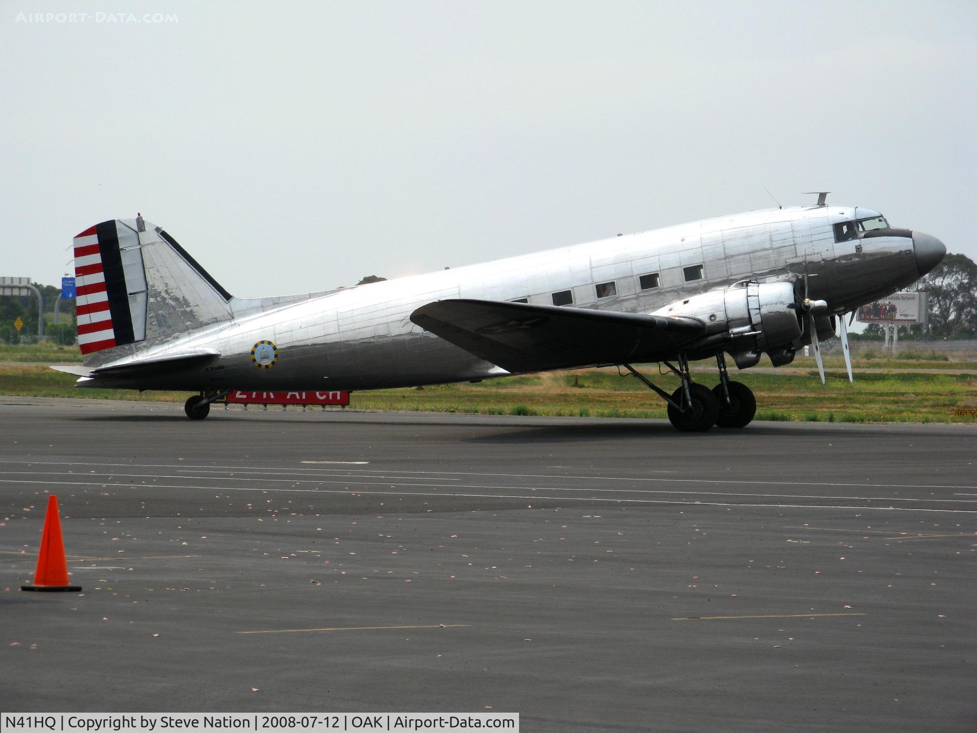 N41HQ, Douglas DC-3A C/N 2053, USAAC HQ Command Douglas DC-3A (as NC41HQ) running up engines in smoky conditions @ Oakland, CA