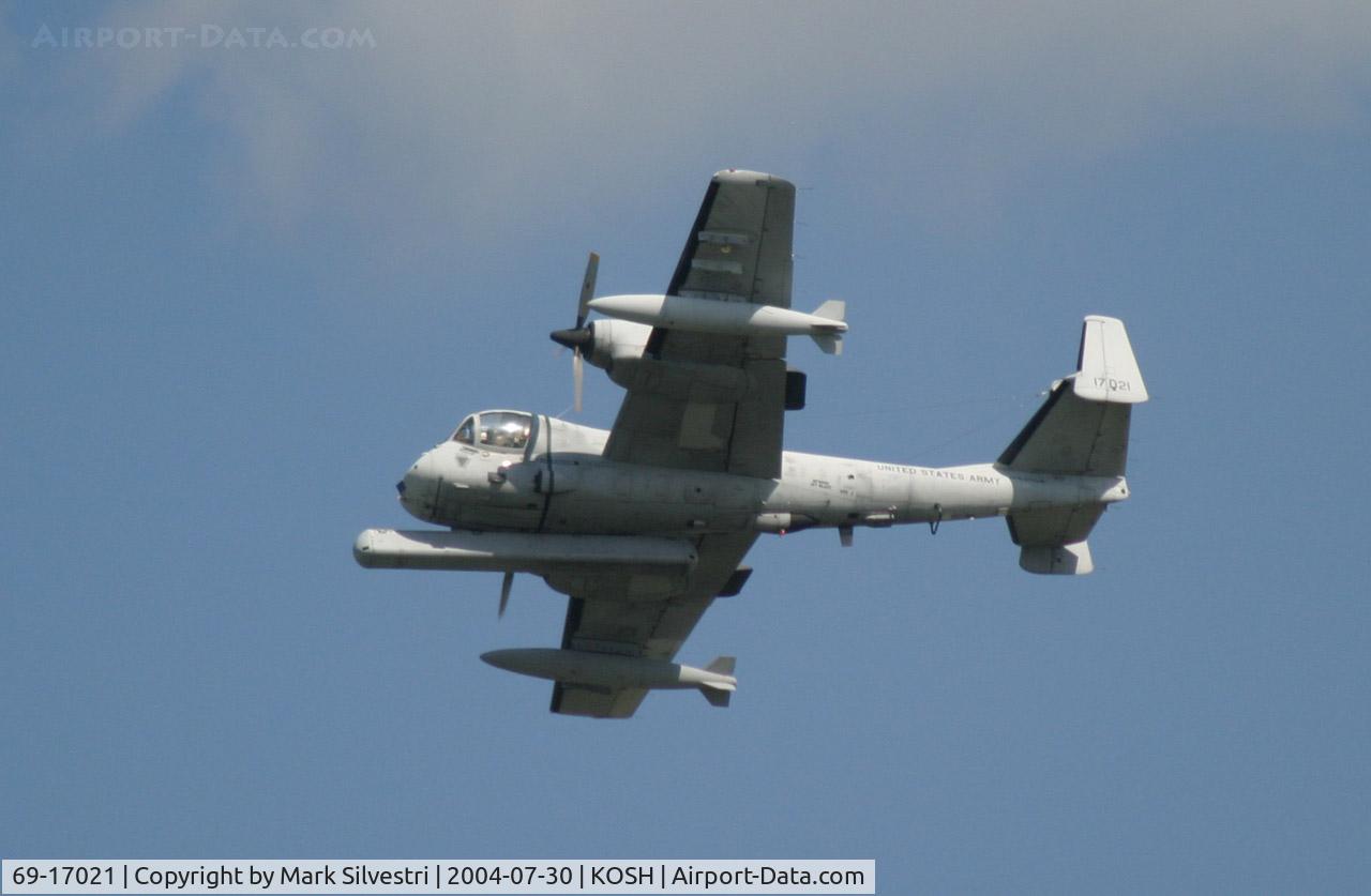 69-17021, 1969 Grumman EV-1E Mohawk C/N 36D, Oshkosh 2004