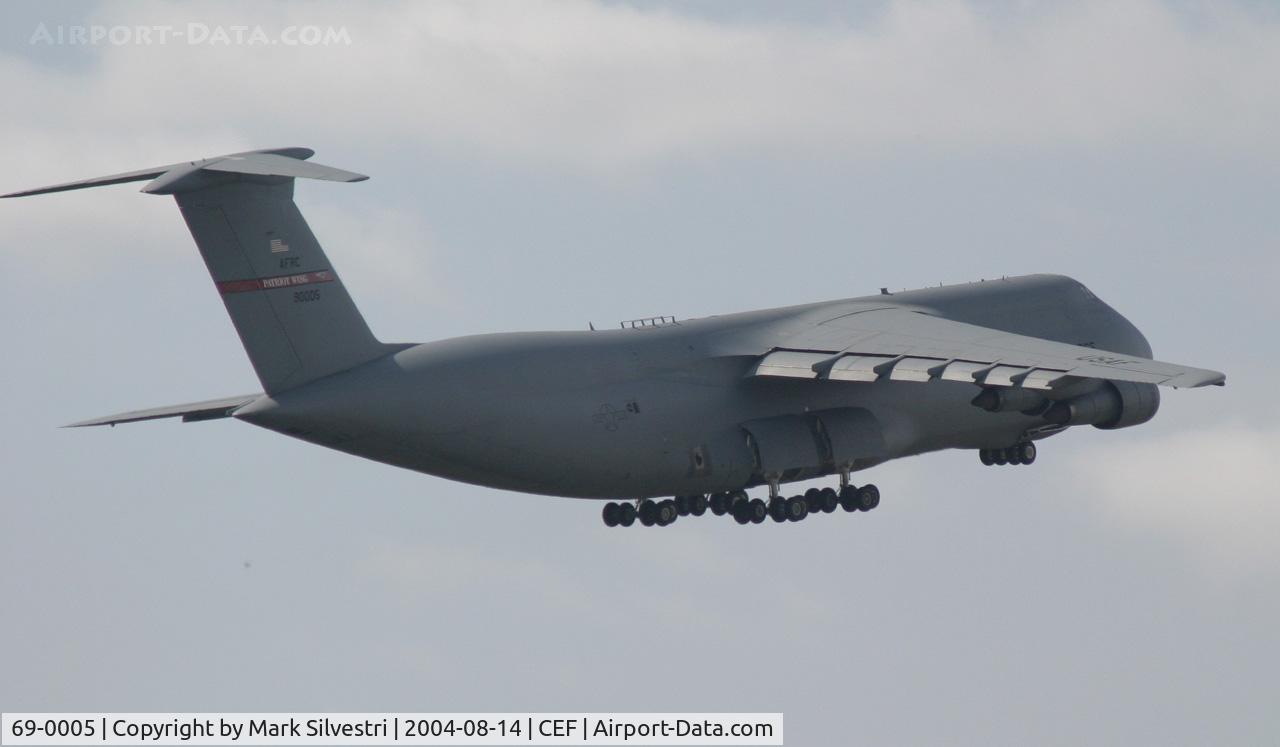 69-0005, 1969 Lockheed C-5A Galaxy C/N 500-0036, Westover ARB 2004