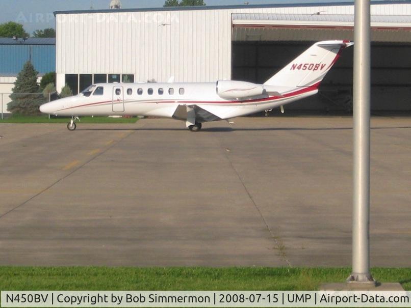 N450BV, 2007 Cessna 525B C/N 525B0167, On the ramp at Indianapolis Metro
