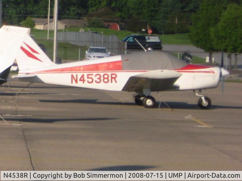 N4538R, 1965 Piper PA-28-140 C/N 28-21242, On the ramp at Indianapolis Metro