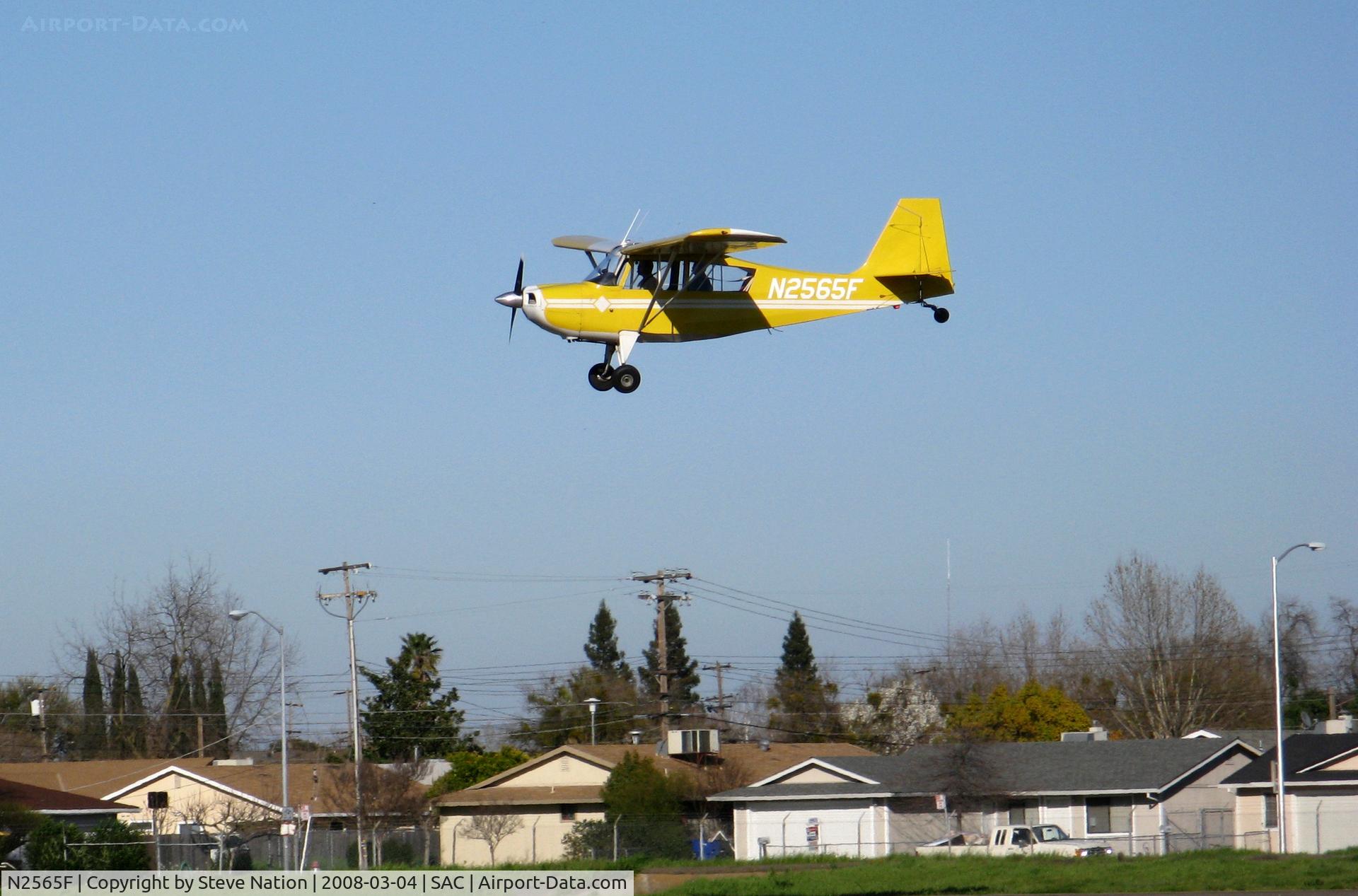 N2565F, 1965 Champion 7GCAA Citabria C/N 29, 1965 Champion 7GCAA from Livermore, CA on final @ Sacramento Executive Airport, CA
