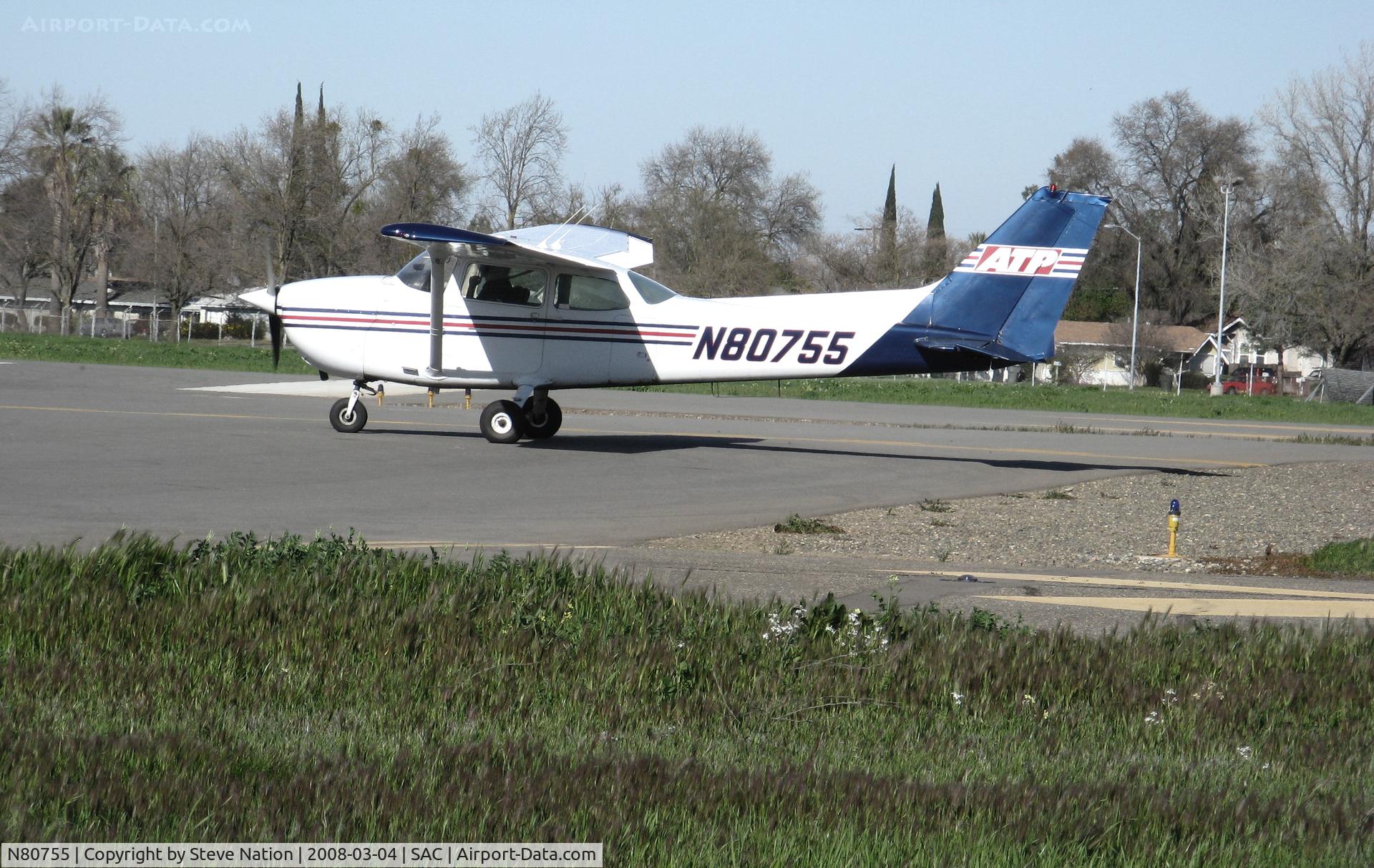 N80755, 1976 Cessna 172M C/N 17266732, ATP 1976 Cessna 172M holding for take-off @ Sacramento Executive Airport (Davis), CA