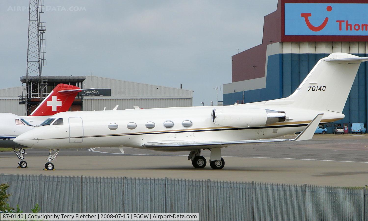 87-0140, Gulfstream Aerospace C-20E (Gulfstream III) C/N 498, Gulfstream C-20E at Luton in July 2008