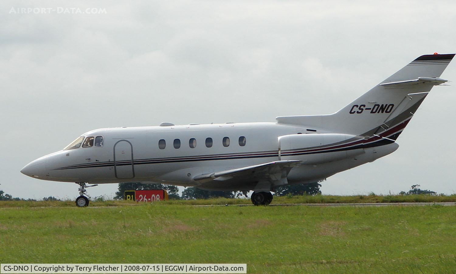 CS-DNO, 1999 Raytheon Hawker 800XP C/N 258457, Netjets Hawker 800XP at Luton