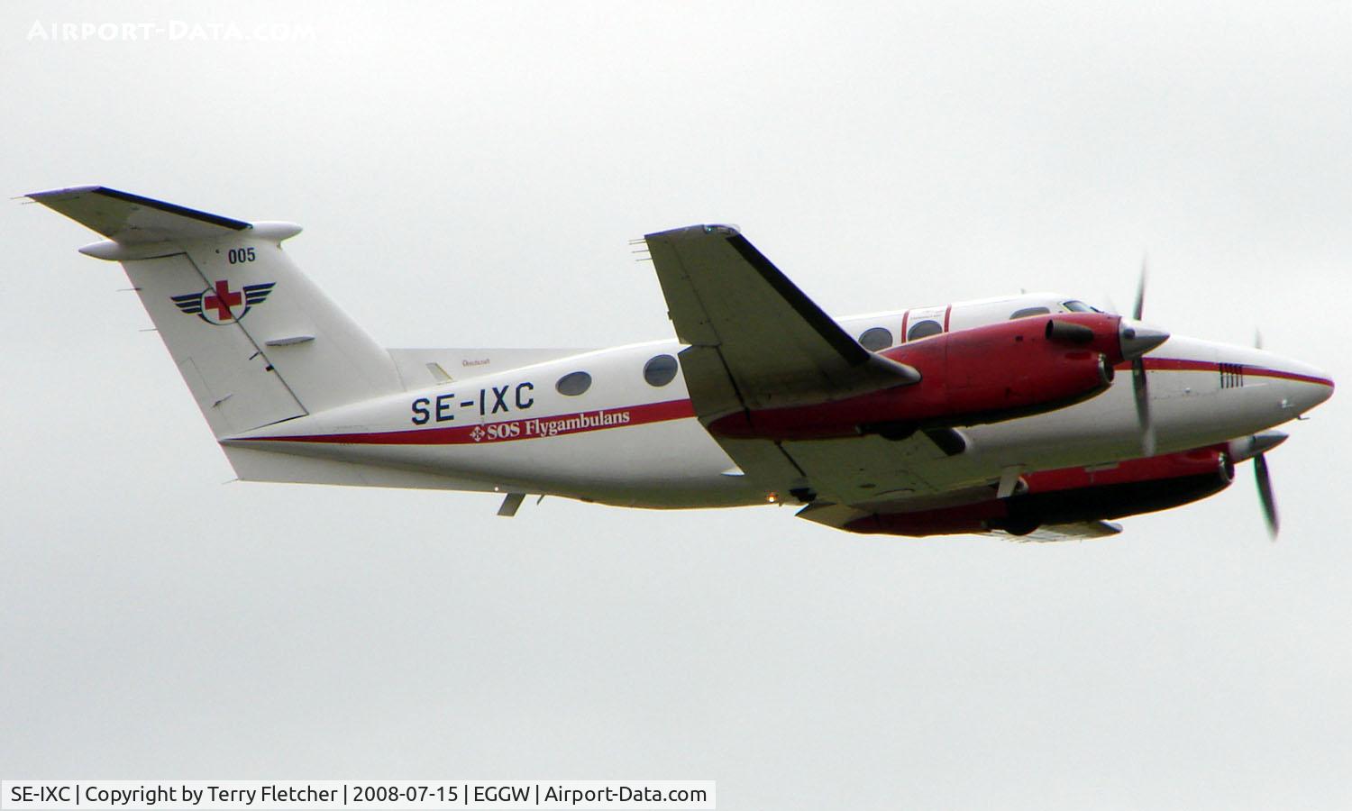 SE-IXC, 1985 Beech B200 King Air King Air C/N BB-1210, Air Ambulance flight departs Luton