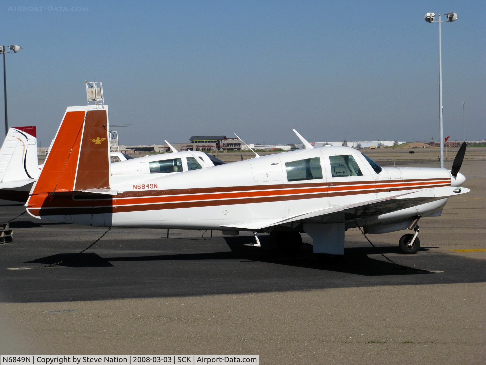 N6849N, 1968 Mooney M20C Ranger C/N 680134, 1968 Mooney M20C @ Stockton, CA