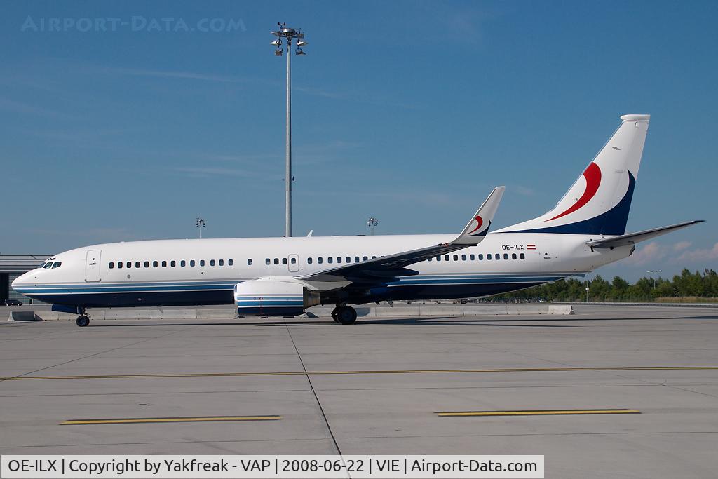 OE-ILX, 2001 Boeing 737-8DR C/N 32777, Globaljet Boeing 737-800
