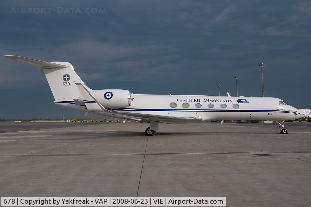 678, 2003 Gulfstream Aerospace G-V Gulfstream V C/N 678, Greek Government Gulfstream 5