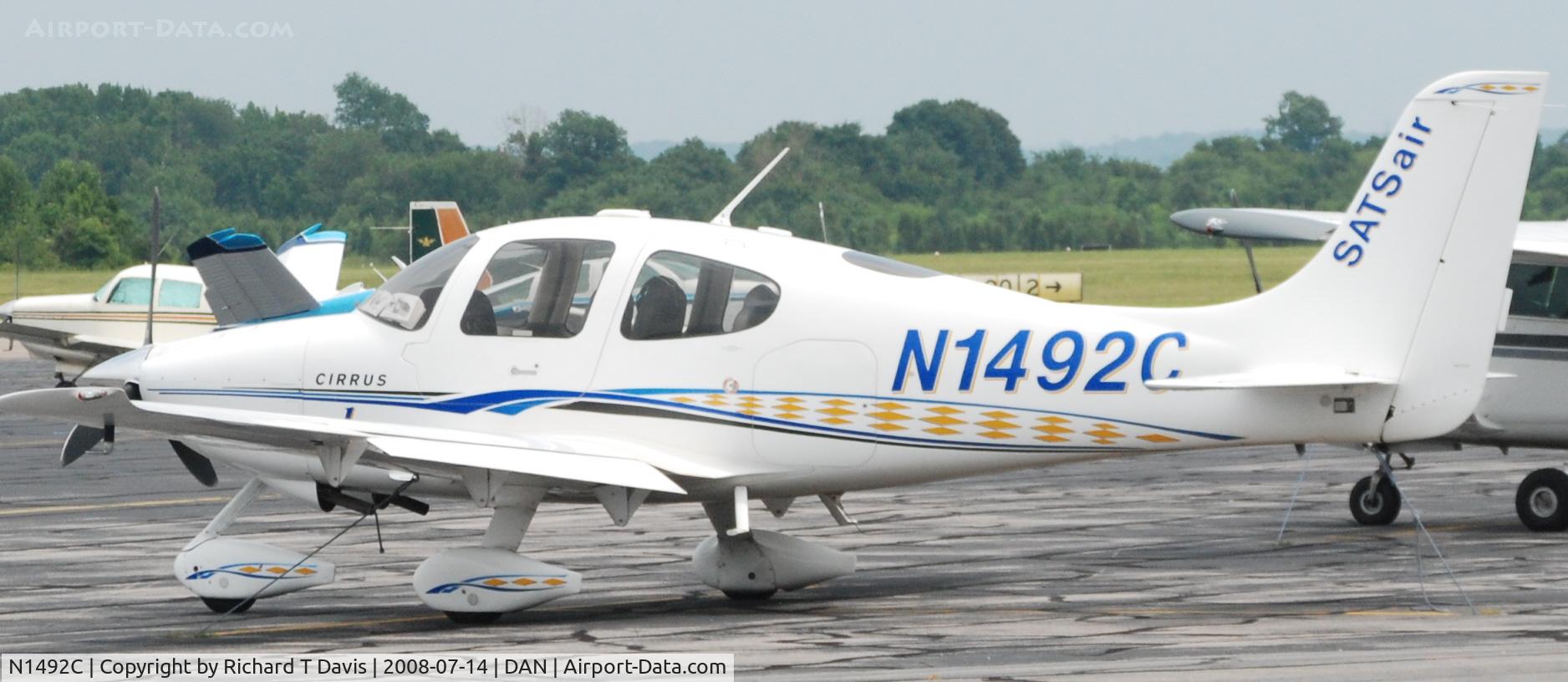 N1492C, 2003 Cirrus SR22 C/N 0567, 2003 Cirrus SR22 in Danville Va.