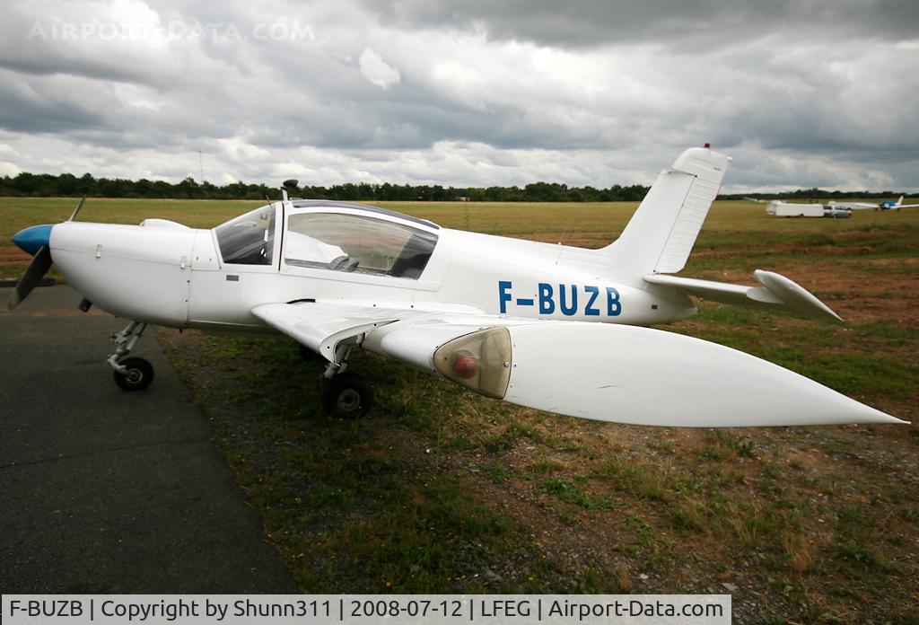 F-BUZB, Socata MS-893E Rallye 180GT C/N 12314, Parked here...