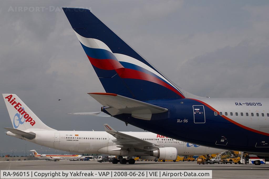 RA-96015, 1995 Ilyushin Il-96-300 C/N 74393201012, Aerflot Iljuschin 96