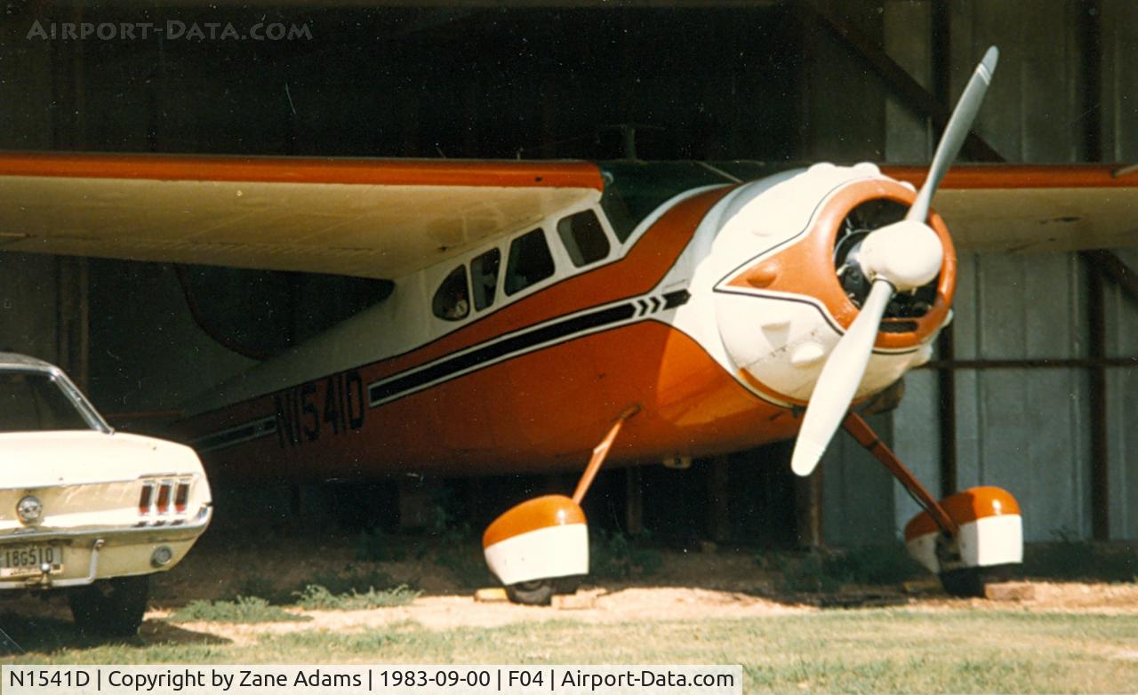 N1541D, 1952 Cessna 195 C/N 7763, At the now closed Saginaw (Ft. Worth) TX Airport