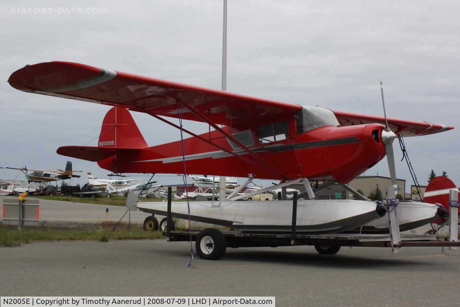 N2005E, 1981 Taylorcraft F-21 C/N F-1015, General Aviation parking area at Anchorage