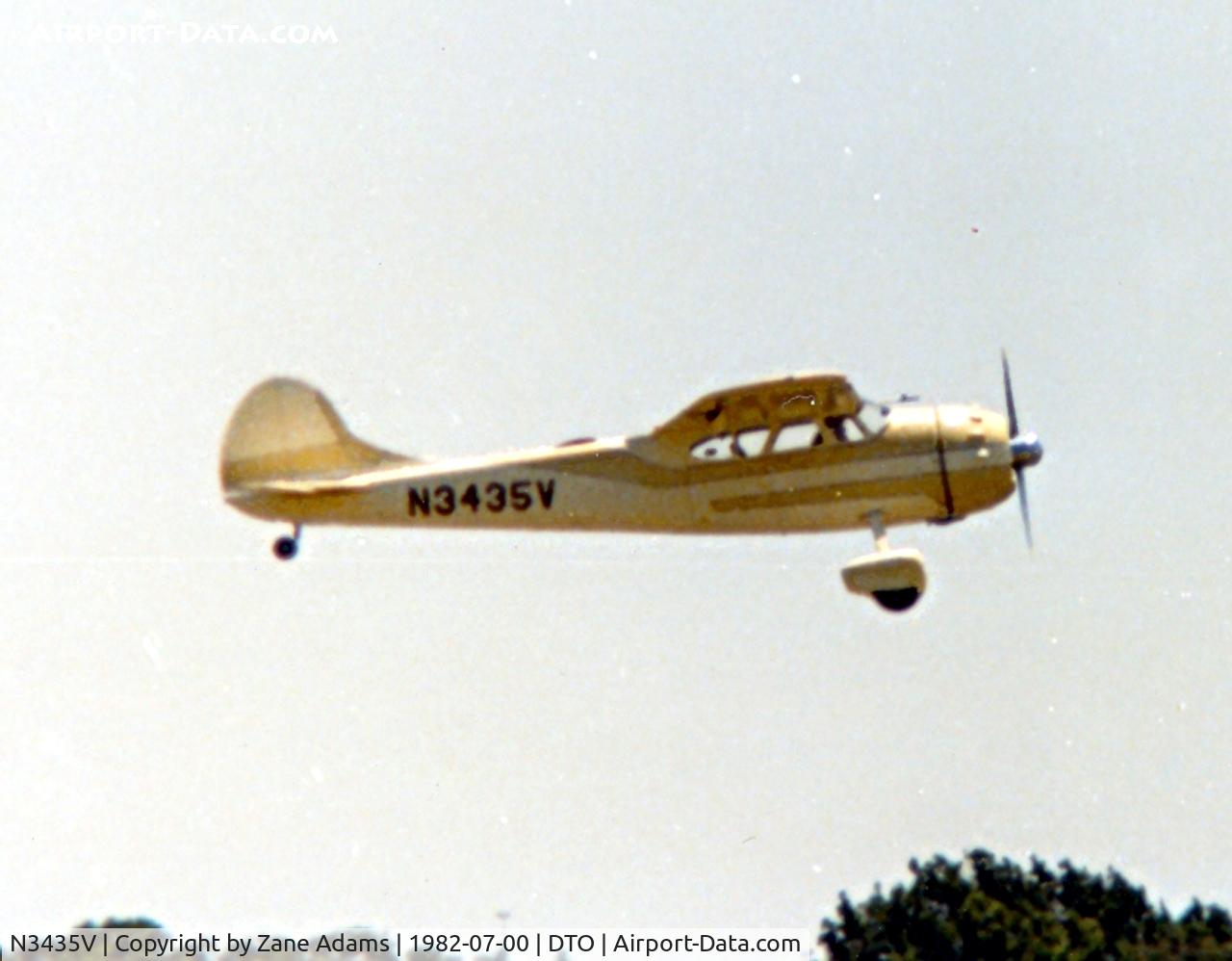 N3435V, 1948 Cessna 195 C/N 7120, At Denton Municipal